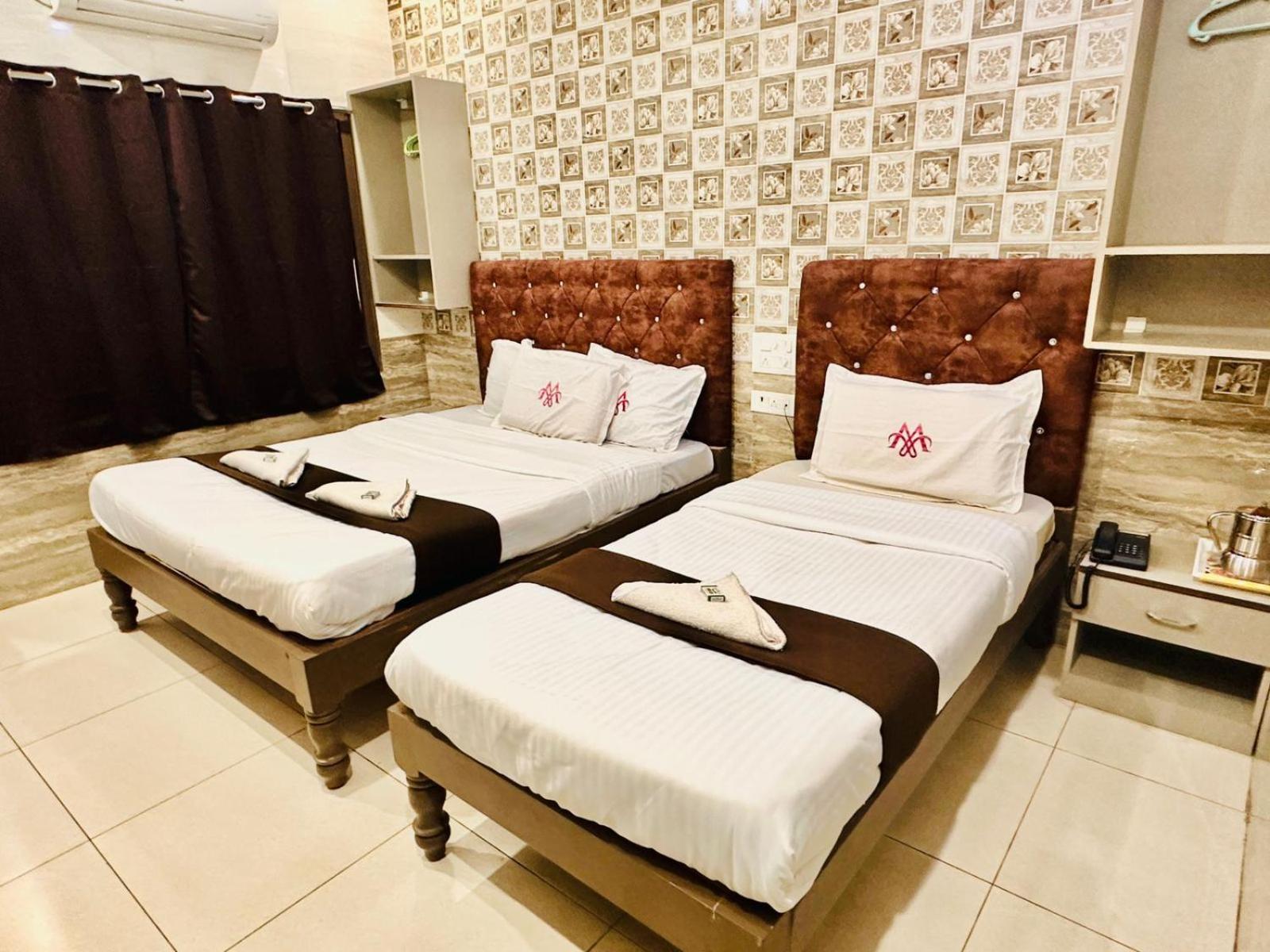Marina Palace Ченнаї Екстер'єр фото